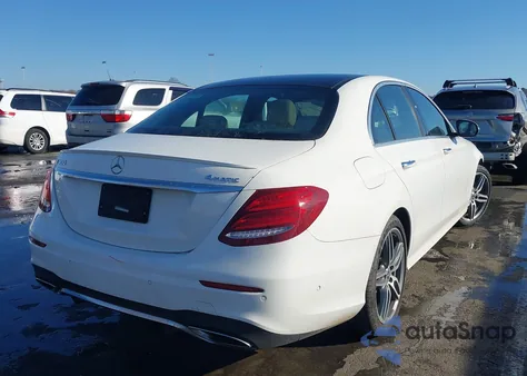 2019 Mercedes-Benz E 300 4Matic из США, поврежденный, VIN WDDZF4KB5KA521634